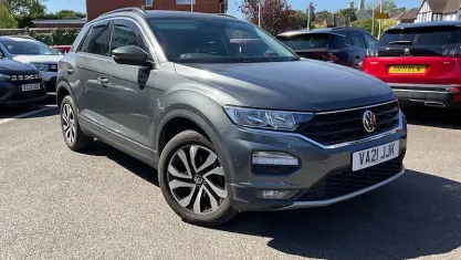 Begagnad VW T-Roc Active 110 HK (80 kW) 2021 SUV