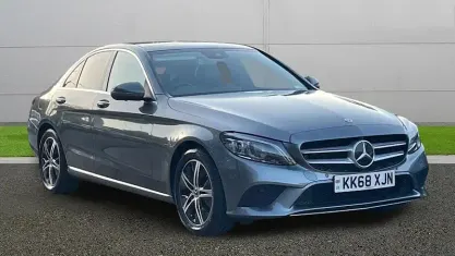 Used Mercedes C200 Premium Plus 184 HP (135 kW) 2019 Sedan
