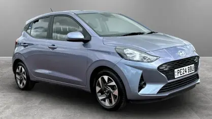 Used Hyundai i10 Advanced 67 HP (49 kW) 2024 Blue Hatchback