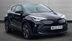 Black Used 2022 Toyota C-HR Design SUV | £20,995 (Fair price)