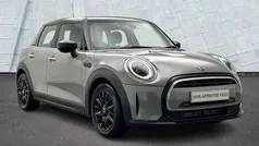 Used 2021 Mini Cooper Classic Hatchback | £13,995 (Fair price)