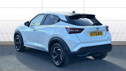 Używany Nissan Juke N-Connecta 143 KM (105 kW) 2023 Biały SUV