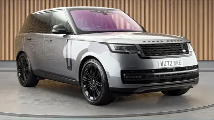 Used Land Rover Range Rover Autobiography 400 HP (294 kW) 2023 Eiger grey SUV