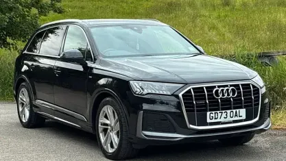 Used Audi Q7 S-Line 231 HP (169 kW) 2024 Black SUV