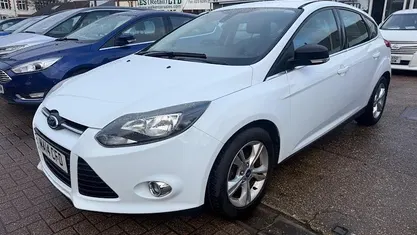 Used Ford Focus Zetec 125 HP (91 kW) 2014 Hatchback
