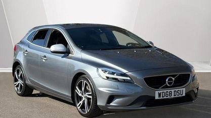 Second-hand Volvo V40 R-Design 152 CP (111 kW) 2018 Gri Hatchback