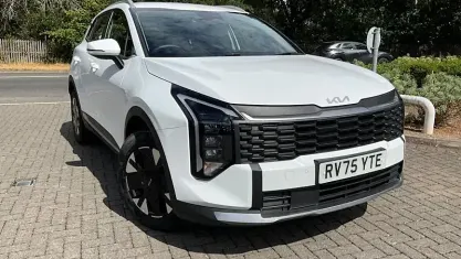 Used Kia Sportage 238 HP (175 kW) 2025 White SUV