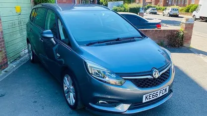Used Vauxhall Zafira Tourer SRi 140 HP (102 kW) 2018 MPV