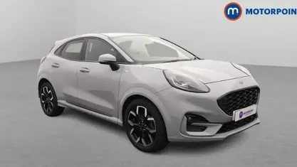 Käytetty Ford Puma ST-Line X 125 HP (91 kW) 2023 Harmaa Katumaasturi