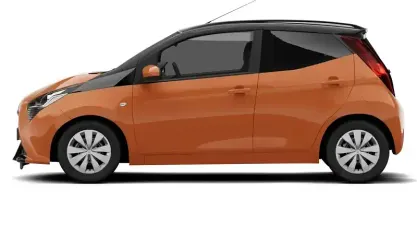 Used Toyota Aygo X-cite 72 HP (52 kW) 2019 Orange Hatchback