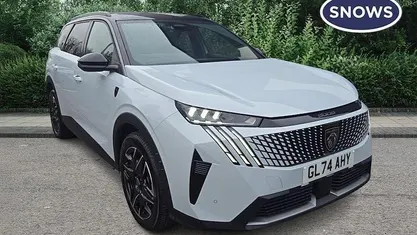 Used Peugeot 5008 GTi 136 HP (100 kW) 2024 White SUV