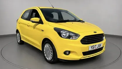 Used Ford Ka Plus Studio 70 HP (51 kW) 2017 Yellow Hatchback