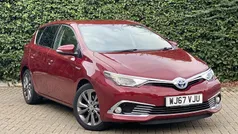 Used 2017 Toyota Auris Hybrid Hatchback | £11,499 (Fair price)