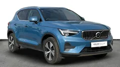 Blue Used 2022 Volvo XC40 Core SUV | £21,000 (Fair price)
