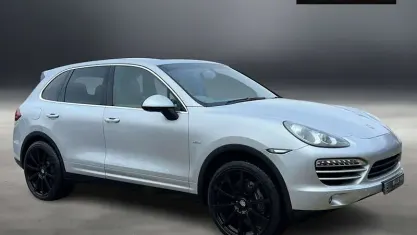 Used Porsche Cayenne 245 HP (180 kW) 2013 Silver SUV