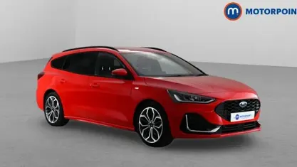 Used Ford Focus ST-Line 120 HP (88 kW) 2022 Red Estate