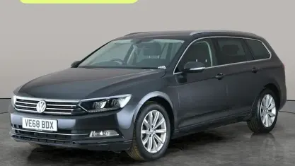 Usado VW Passat Business 150 HP (110 kW) 2019 Cinzento Carrinha