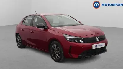 Usado Vauxhall Corsa Design Edition 75 CV (55 kW) 2023 Rojo Utilitario