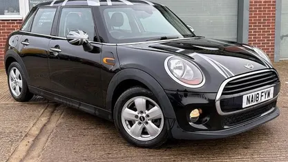 Used Mini Cooper Hatch 136 HP (100 kW) 2017 Hatchback