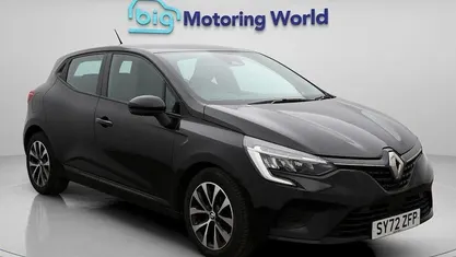 Used Renault Clio V Evolution 90 HP (66 kW) 2022 Black Hatchback