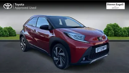 Used Toyota Aygo X 72 HP (52 kW) 2023 Red SUV