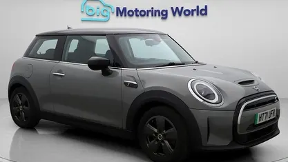 Used 2023 Mini Cooper Level 1 Hatchback | £13,300 (Fair price)