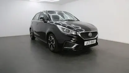 Used MG MG3 Exclusive 106 HP (77 kW) 2022 Black Hatchback