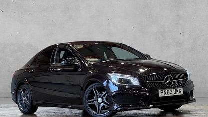 Usado Mercedes CLA180 AMG 122 HP (89 kW) 2016 Sedan