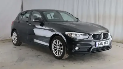 Begagnad BMW 116 Comfort Edition 116 HK (85 kW) 2017 Svart Halvkombi