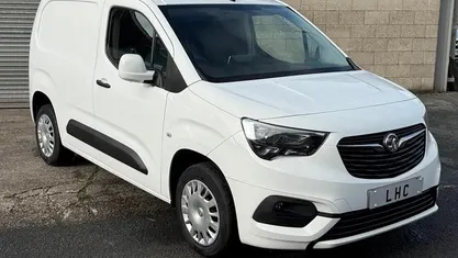 White Used 2021 Vauxhall Combo Sportive Van | £8,345 (Good price)
