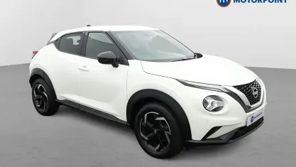 Used Nissan Juke N-Connecta 114 HP (83 kW) 2022 White SUV