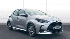 Silver Used 2022 Toyota Yaris Hybrid Hatchback | £17,350 (Fair price)