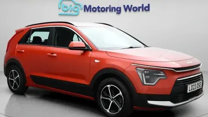 Usado Kia Niro 141 CV (103 kW) 2023 Naranja SUV