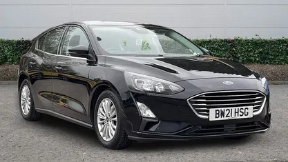 Used Ford Focus Titanium 155 HP (114 kW) 2021 Black Hatchback