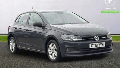 Usado VW Polo SE 95 HP (69 kW) 2019 Cinzento Citadino