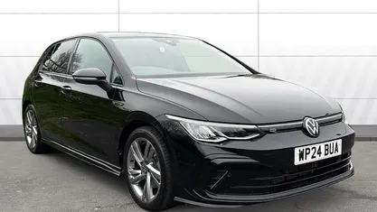 Used VW Golf VIII R-line 150 HP (110 kW) 2023 Hatchback