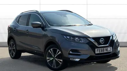 Used Nissan Qashqai N-Connecta 163 HP (119 kW) 2018 Grey SUV