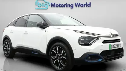 Used Citroën e-C4 Shine 100 kW (136 HP) 2022 White Hatchback