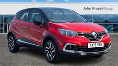 Red/black Used 2019 Renault Captur Iconic SUV | £9,395 (Fair price)