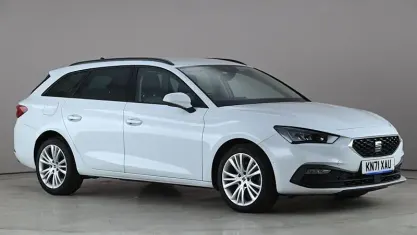 Begagnad Seat Leon SE Dynamic 116 HK (85 kW) 2023 Kombi
