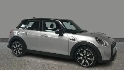Used Mini Cooper S Exclusive 178 HP (130 kW) 2022 Silver Hatchback