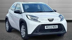 Pure white Used 2022 Toyota Aygo PURE Hatchback | £11,551 (Fair price)
