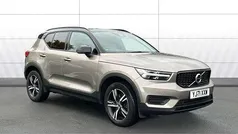 Grey Used 2021 Volvo XC40 R-Design SUV | £26,150 (Fair price)