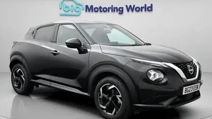 Używany Nissan Juke N-Connecta 114 KM (83 kW) 2023 Czarny SUV