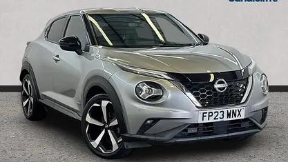 Usado Nissan Juke Tekna 143 HP (105 kW) 2023 Prateado SUV