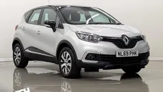 Mercury with diamond black roof Used 2019 Renault Captur Play SUV | £9,390 (Fair price)