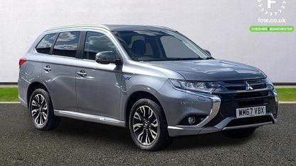 Używany Mitsubishi Outlander P-HEV 203 KM (149 kW) 2018 Szary Kombi