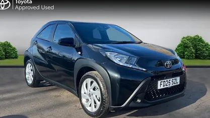 Used Toyota Aygo X PURE 72 HP (52 kW) 2025 SUV