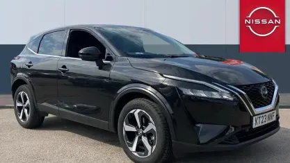 Used Nissan Qashqai N-Connecta 140 HP (102 kW) 2023 Black SUV