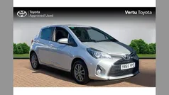 Silver Used 2015 Toyota Yaris Hatchback | £7,252 (Fair price)